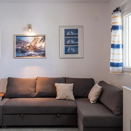 Apartment Tiam Pag Town