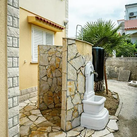 Tiam Apartment